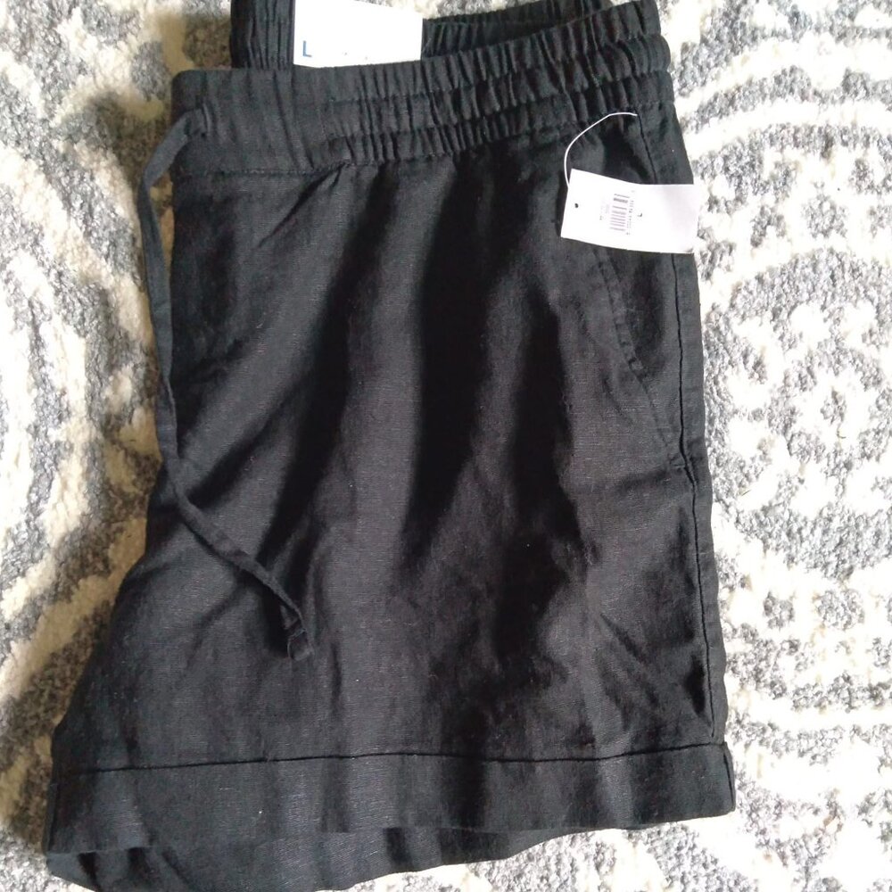 NWT Old Navy black linen shorts. Large